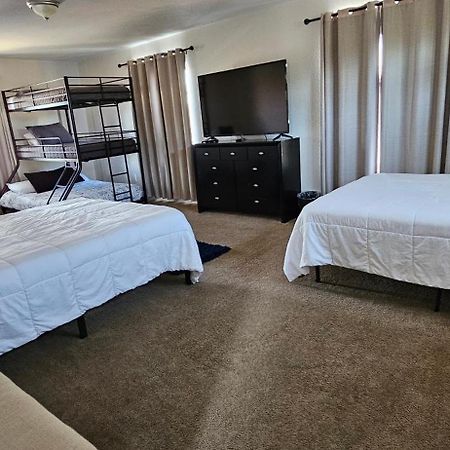 Rustic Warm Fireplace 5 Room Sleeps 16 Las Vegas Ngoại thất bức ảnh