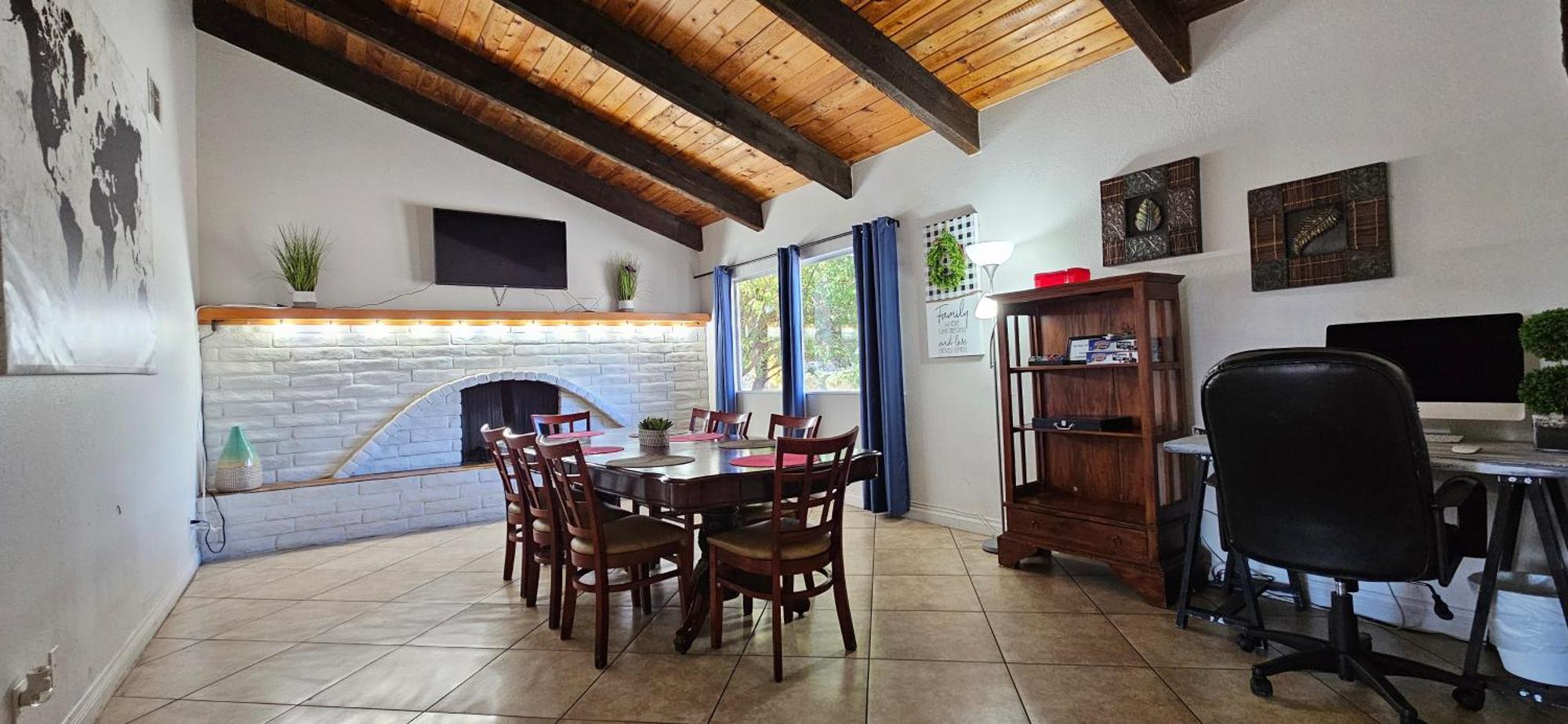 Rustic Warm Fireplace 5 Room Sleeps 16 Las Vegas Ngoại thất bức ảnh
